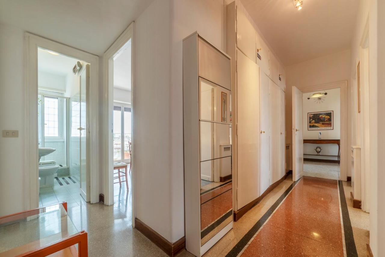 Roomy And Bright Apartment With Terrace Rome Buitenkant foto